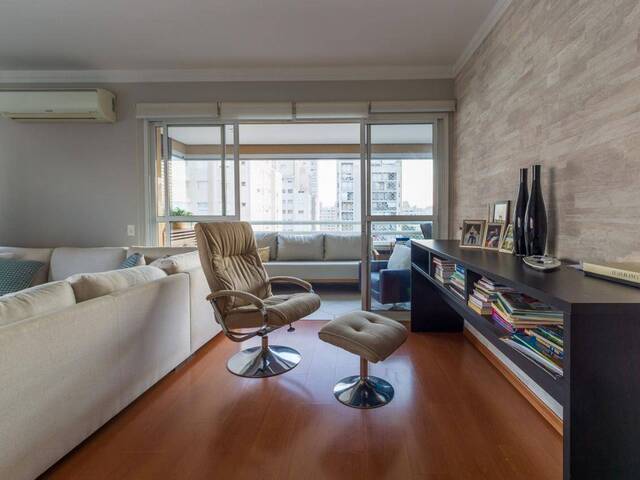 #153 - Apartamento para Venda em São Paulo - SP